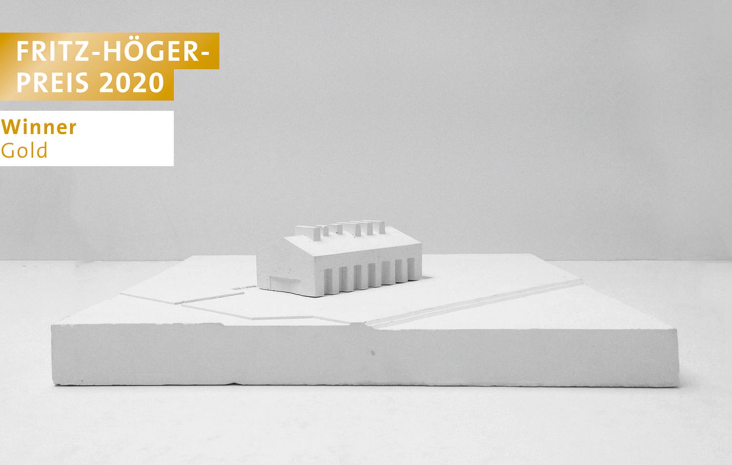 Newcomer Winner Gold, Fabrik für Keramik in der Oberhavel, Velten